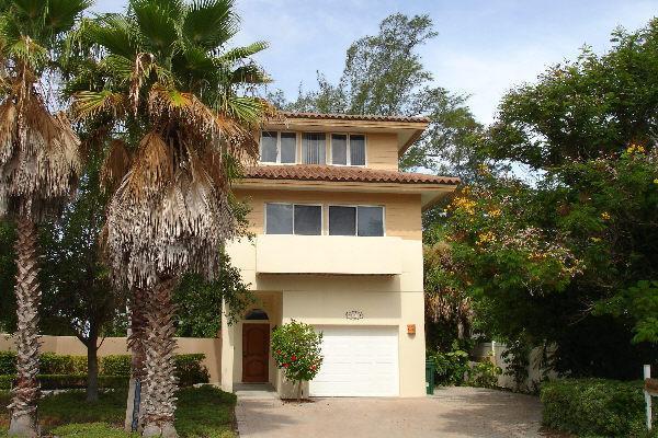 Serenity Four Bedroom Villa Holmes Beach Buitenkant foto